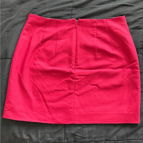 Express Red Mini Skirt - Picture 3 of 4